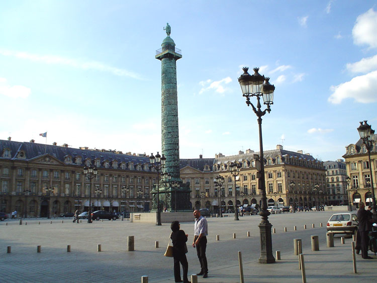 La Place Vend�me vista por el Dr. Hugo Cortes Ochoa, cirujano pl�stico